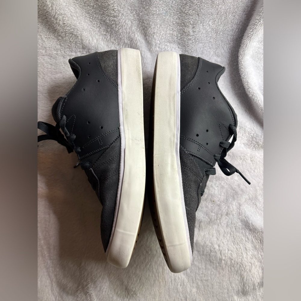 Jordan Series DN1856-063 Mens 10 Low Top Shoe Anthracite Gray Basketball Casual - Picture 3 of 16